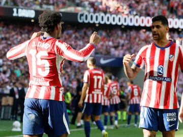 Jonathan David celebra su gol ante el Real Madrid