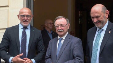 Juan Jes&uacute;s Vivas junto a Luis de la Fuente y Rafael Louz&aacute;n