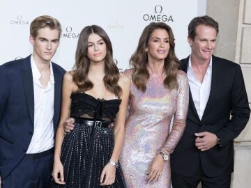 Presley Gerber, Kaia Gerber, Cindy Carwford y Rande Gerber
