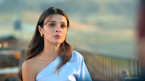 Alya lo tiene claro sobre Boran y se lo confiesa a Cihan: “Solo quiero estar con el hombre que de verdad amo” Alya lo tiene claro sobre Boran y se lo confiesa a Cihan: “Solo quiero estar con el hombre que de verdad amo”
