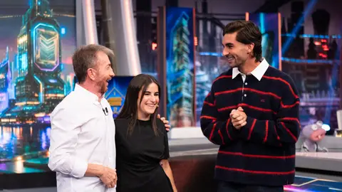 El esperadísimo encuentro de Ferrán Torres con Rocío Domingo, la responsable del meme "¡Oh, Ferrán!" El esperadísimo encuentro de Ferrán Torres con Rocío Domingo, la responsable del meme "¡Oh, Ferrán!"