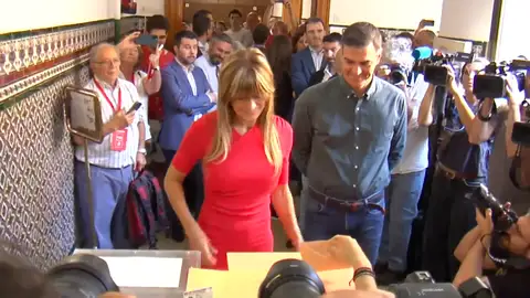 El PSOE reacciona al auto del juez Peinado El PSOE reacciona al auto del juez Peinado