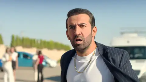 Zerrin, secuestrada delante de Demir: ¿quién ha sido capaz de hacerle esto? Zerrin, secuestrada delante de Demir: ¿quién ha sido capaz de hacerle esto?