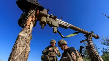 Aviones de combate de la OTAN avistan "objetos no identificados": Lituania, Polonia y Letonia en alerta aérea Aviones de combate de la OTAN avistan "objetos no identificados": Lituania, Polonia y Letonia en alerta aérea