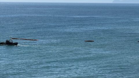 Imagen de la boya mar&iacute;tima instalada en El Tarajal