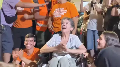 Intentan frenar el desahucio de Mari Carmen Intentan frenar el desahucio de Mari Carmen