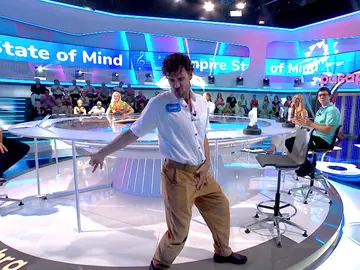 Pleno, chiste… ¡y baile! Daniel Grao deja flipando a Roberto Leal en Pasapalabra Pleno, chiste… ¡y baile! Daniel Grao deja flipando a Roberto Leal en Pasapalabra