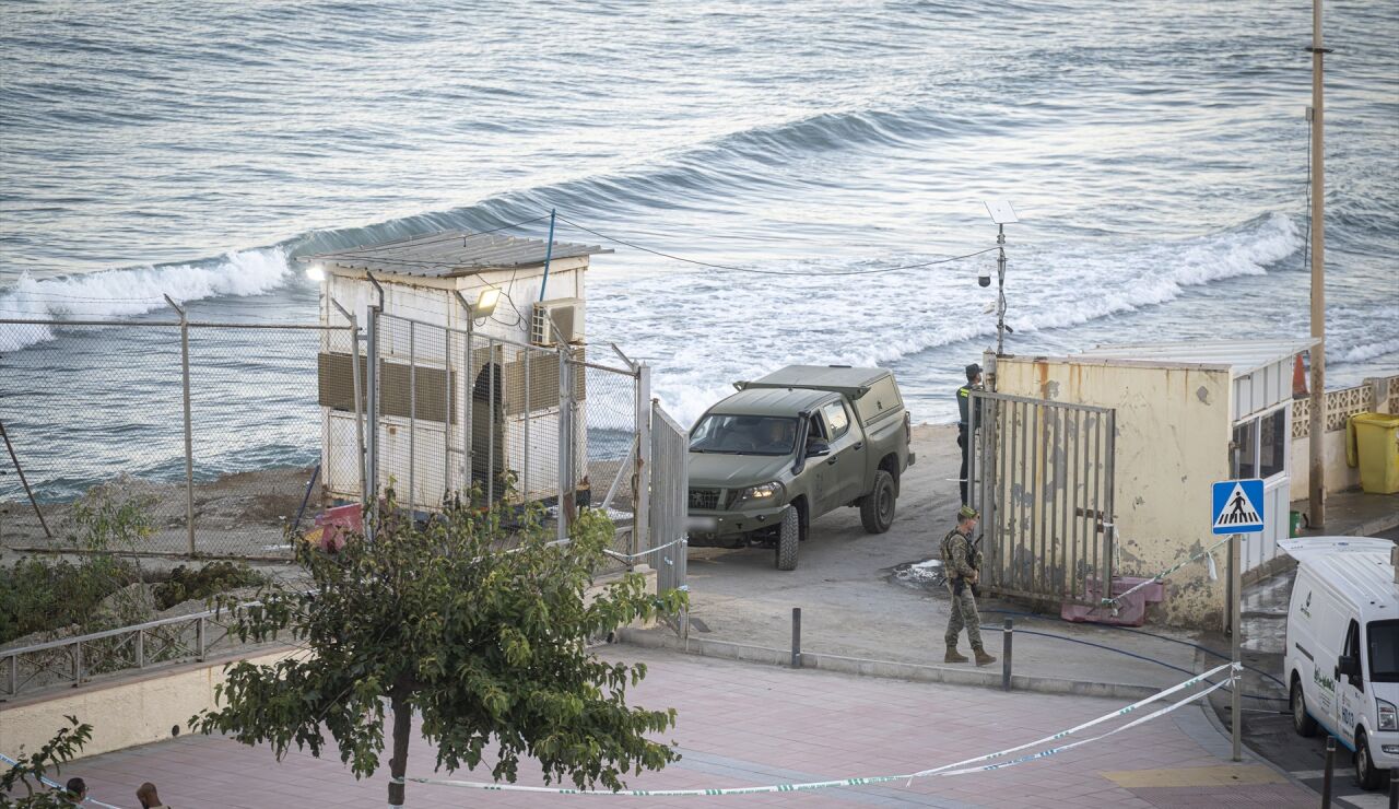 Militares en la frontera del Tarajal