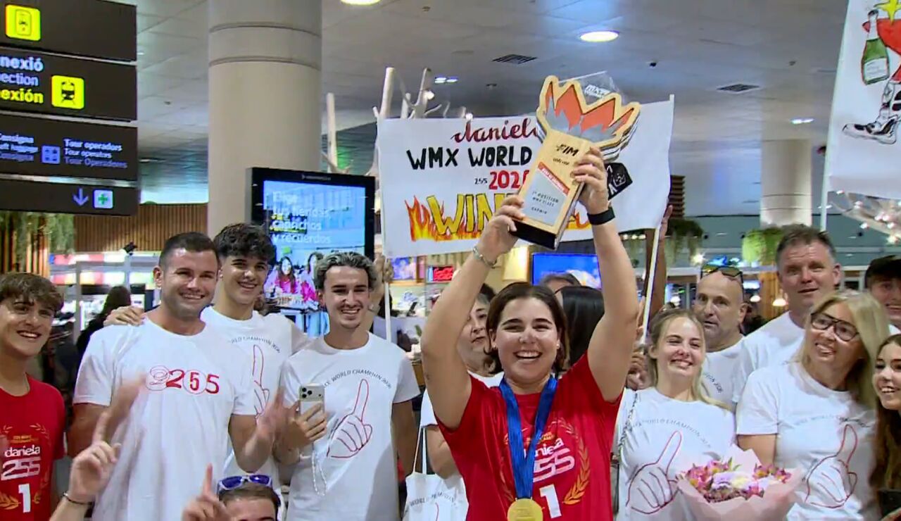 Daniela Guill&eacute;n, en su llegada a Espa&ntilde;a tras proclamarse campeona del mundo