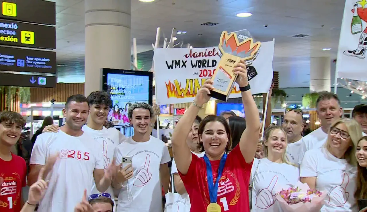 Daniela Guillén, en su llegada a España tras proclamarse campeona del mundo