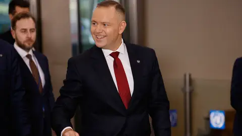 Polonia eleva la alerta ante la escalada de la amenaza híbrida de Rusia Polonia eleva la alerta ante la escalada de la amenaza híbrida de Rusia