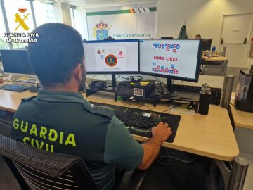 Fotograf&iacute;a de la Guardia Civil
