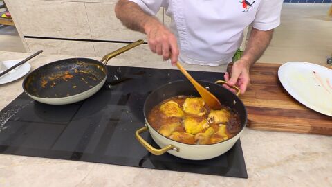 Termina el pollo con el sofrito