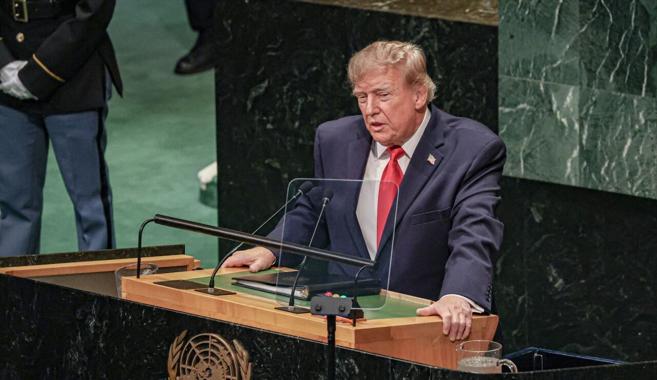 Un juez levanta el veto de Donald Trump a las cadenas de televisi&oacute;n de CNN, MS NOW y Politico