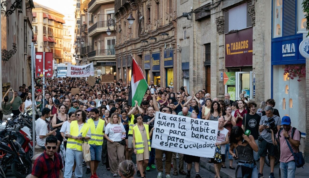 Sevilla.- Sindicato de Inquilinas celebra la "gran participaci&oacute;n" y "difusi&oacute;n masiva" de la concentraci&oacute;n por Maricarmen