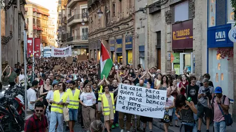 Sevilla.- Sindicato de Inquilinas celebra la "gran participación" y "difusión masiva" de la concentración por Maricarmen Concentración en Sevilla en apoyo a MaricarmenREMITIDA / HANDOUT por SINDICATO DE INQUILINASFotografía remitida a medios de comunicación exclusivamente para ilustrar la noticia a la que hace referencia la imagen, y citando la procedencia de la imagen en la firma24/09/2026