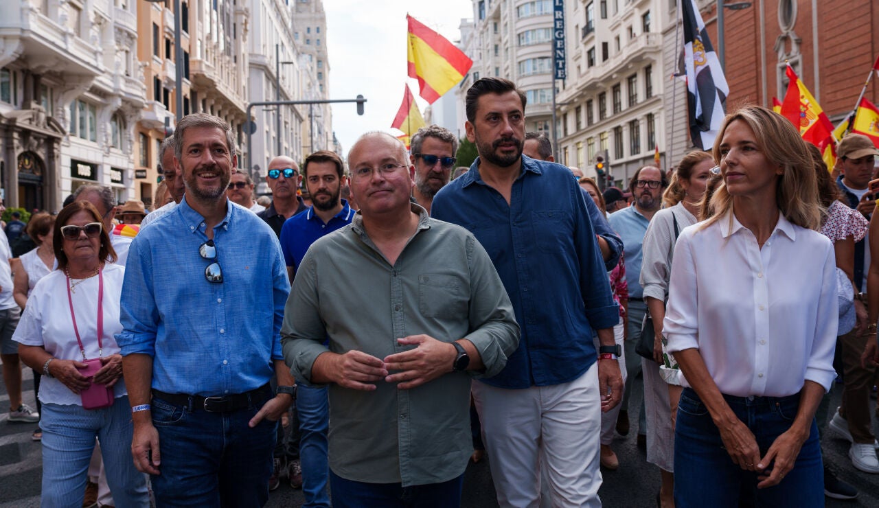 El secretario general del PP, Miguel Tellado, durante una manifestaci&oacute;n para expresar apoyo a Ceuta y exigir la celebraci&oacute;n de elecciones generales, a 26 de septiembre de 2026