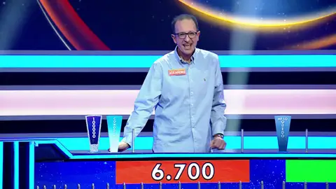 El divertido baile de Alejandro al ganar 6.700€ en un solo panel: “¡Sí lo tengo!” El divertido baile de Alejandro al ganar 6.700€ en un solo panel: “¡Sí lo tengo!”