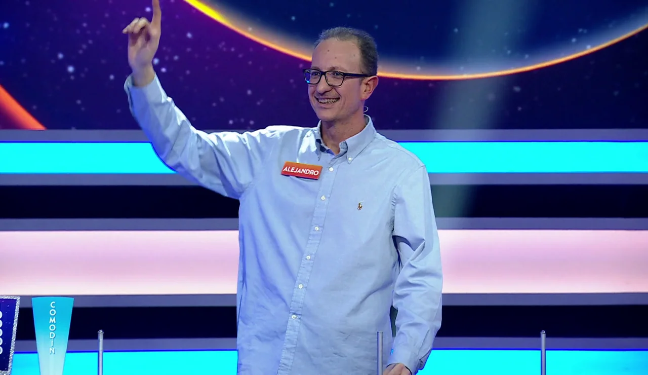 “¡Compro Maldivas con esto!”: El espectacular premio de Alejandro en La ruleta de la suerte noche