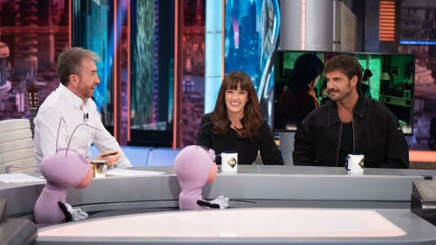 "Pensaba que no se iba a poner de pie": el desternillante pique surfero entre Susana Abaitua y Maxi Iglesias