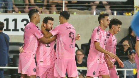 Leo Messi celebra su gol ante Columbus Crew
