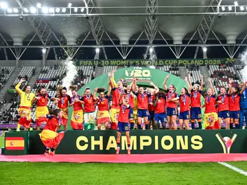 Las futbolistas españolas levantan la Copa del Mundo en Lodz, Polonia Las futbolistas españolas levantan la Copa del Mundo en Lodz, Polonia
