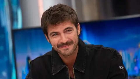 Goleada de Maxi Iglesias en El Hormiguero: adivina películas con sinónimos a toda velocidad Goleada de Maxi Iglesias en El Hormiguero: adivina películas con sinónimos a toda velocidad