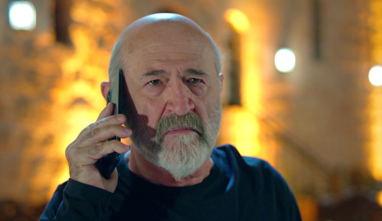 Ecmel descubre qui&eacute;n tiene secuestrada a Zerrin y decide callarse para culpar a sus sobrinos