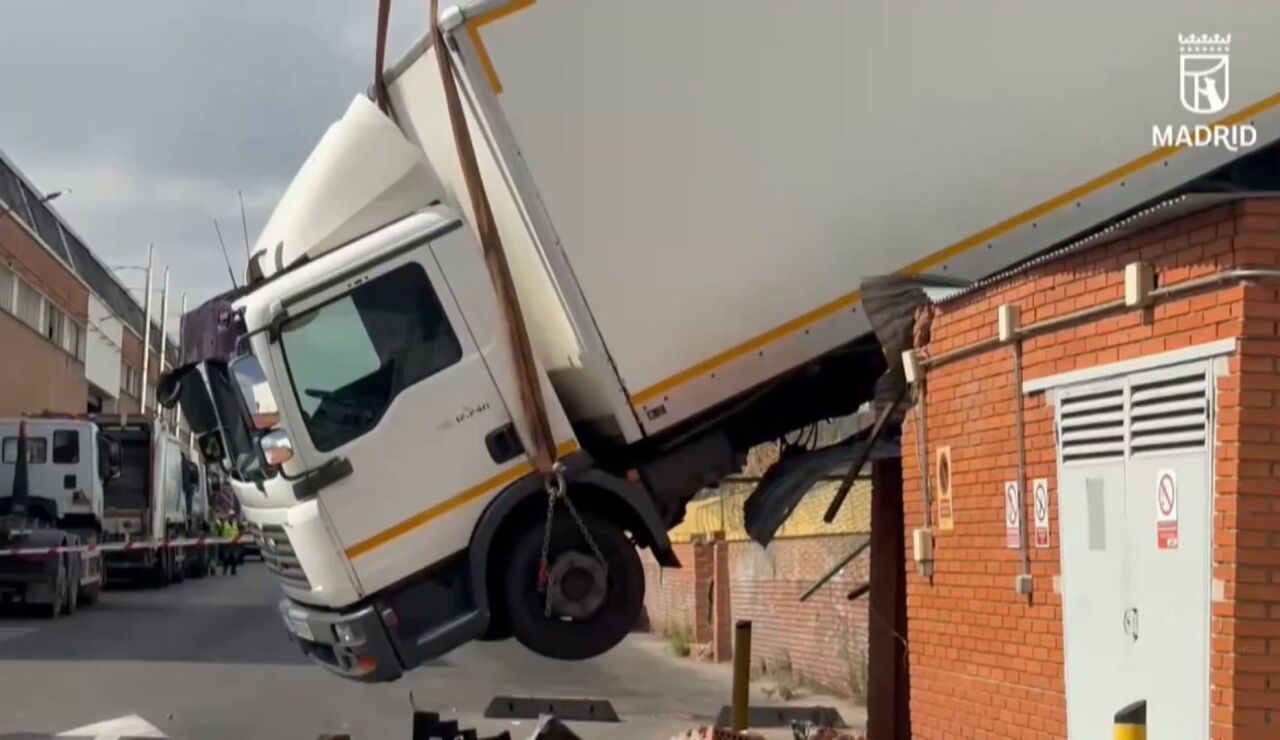 CAMION