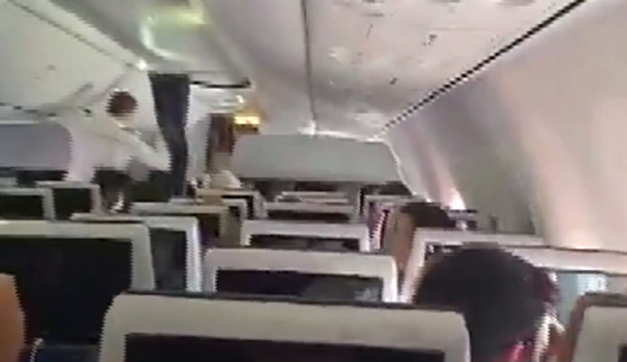 Avi&oacute;n de Dubai a Tel Avid