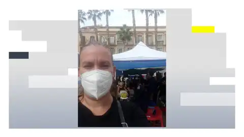 Elvira, desahuciada y enferma, sobrevive en un trastero de dos metros por dos Elvira, desahuciada y enferma, sobrevive en un trastero de dos metros por dos