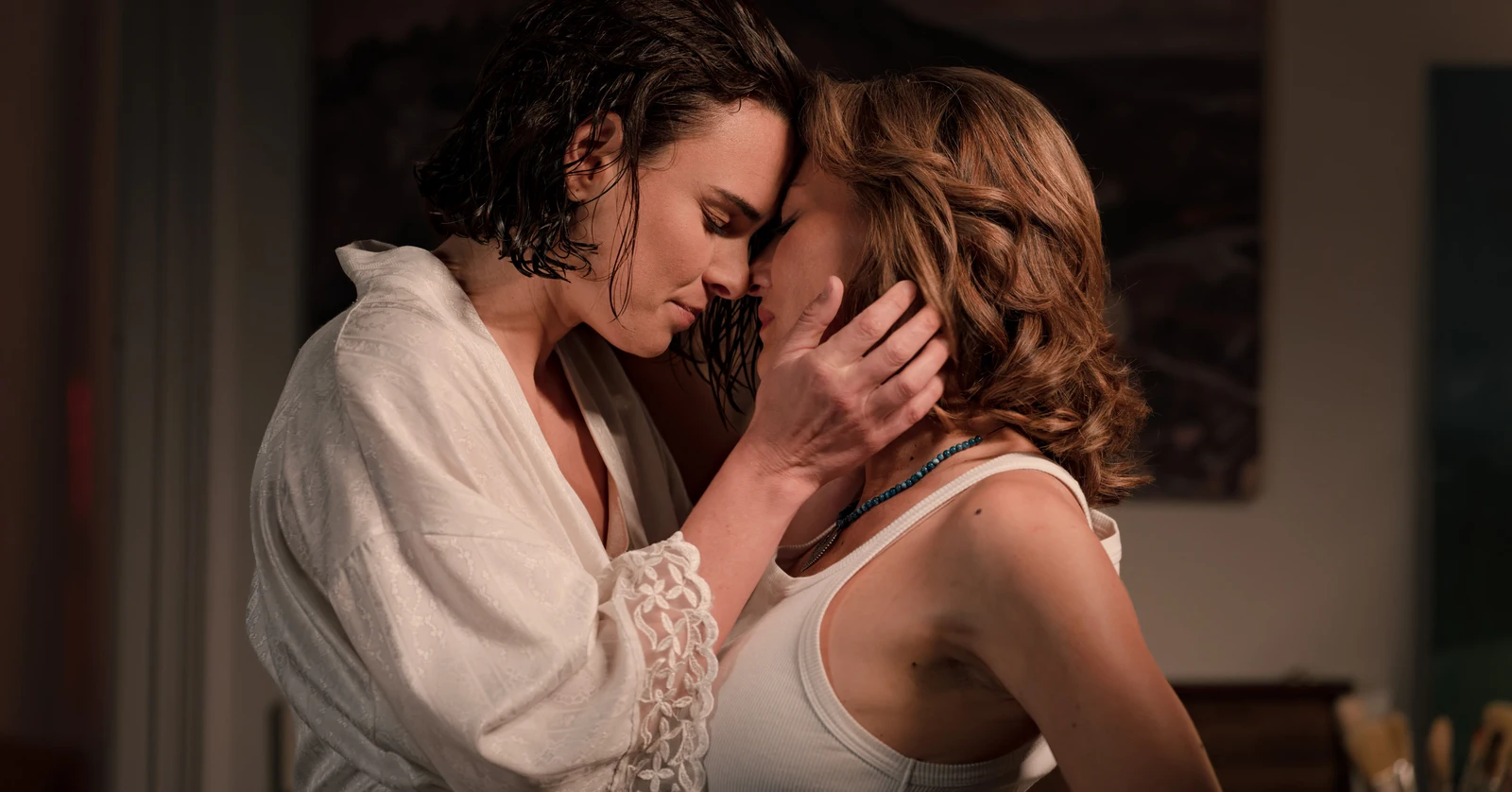 Fina se olvida de Marta y cae en la tentación con… ¡Bianca!