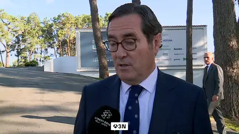 El jefe de la patronal, Antonio Garamendi, duda de la legalidad de una huelga general sin conflicto laboral El jefe de la patronal, Antonio Garamendi, duda de la legalidad de una huelga general sin conflicto laboral