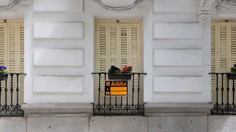El PSOE Menorca carga contra el PP por el rechazo a los decretos de vivienda: "Conseguirán que la gente se tenga que ir" El PSOE Menorca carga contra el PP por el rechazo a los decretos de vivienda: "Conseguirán que la gente se tenga que ir"