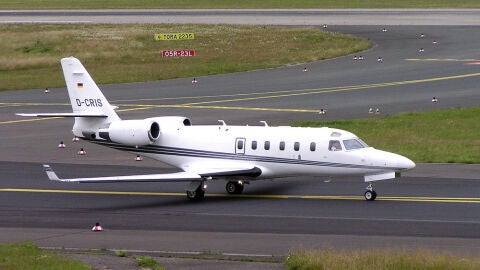 Un Astra SPX (m&aacute;s tarde conocido como Gulfstream G100) en D&uuml;sseldorf, Alemania.