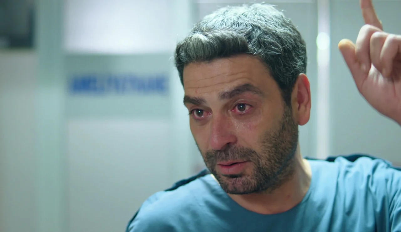 Alya se juega la vida por la familia Albora y Cihan se enfrenta a Sadakat: “¿La aceptas al fin, madre?”