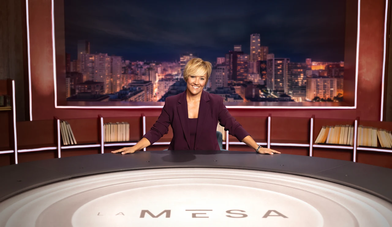 La Mesa analiza el 29-N con Vallés, Redondo y Nart, y sienta a Sara Carbonero, Míchel y David Summers
