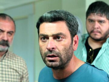 Cihan descubre que Alya lo ha enga&ntilde;ado para salvarle la vida