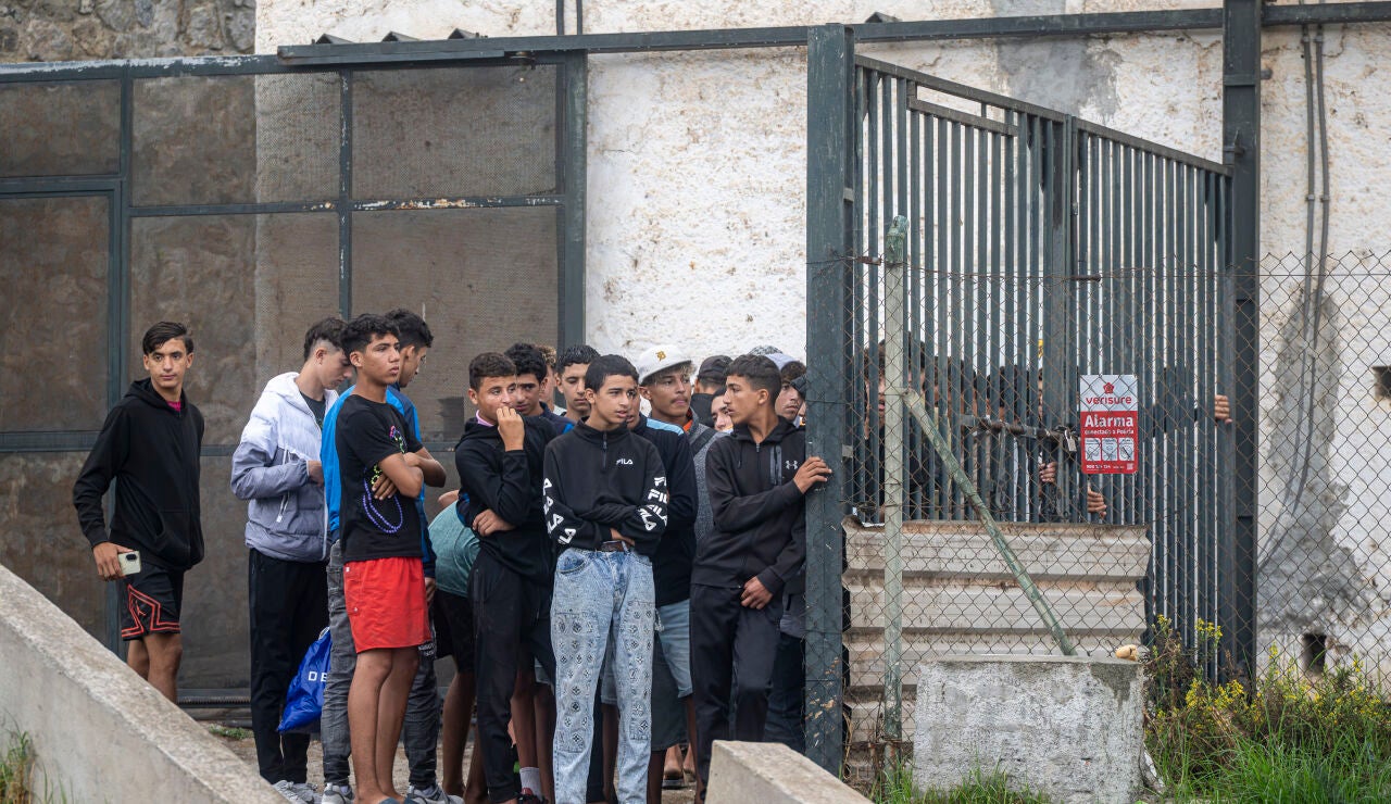 Los migrantes desalojados del Trampol&iacute;n 