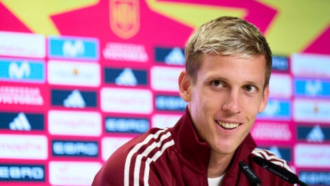 Dani Olmo en rueda de prensa antes del Croacia-Espa&ntilde;a