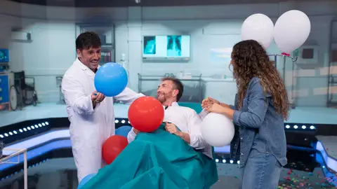 "¡Te quiero!": la emoción de David Bustamante al conocer a la madre de Esperansa Grasia "¡Te quiero!": la emoción de David Bustamante al conocer a la madre de Esperansa Grasia