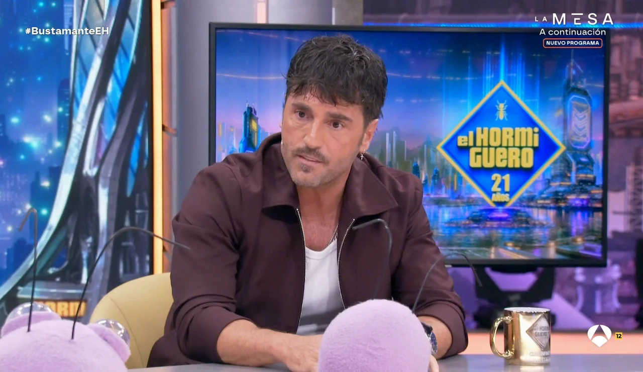 David Bustamante confiesa cómo vencía el vértigo cuando era obrero: "No había otra"