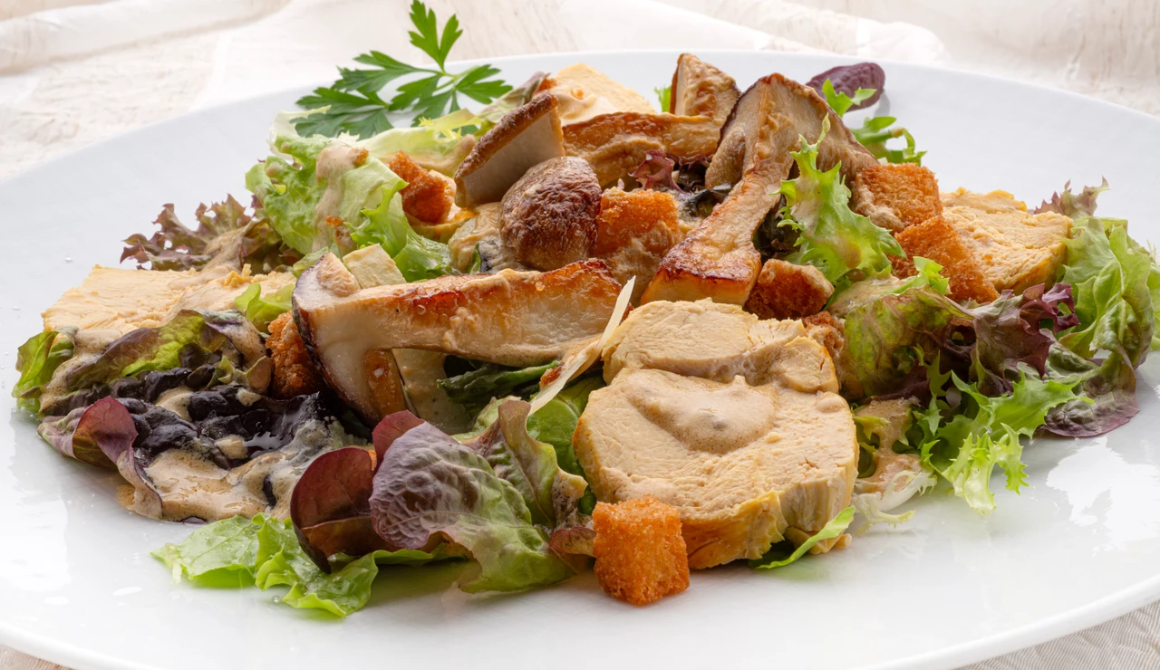 Receta de ensalada césar con hongos de Arguiñano