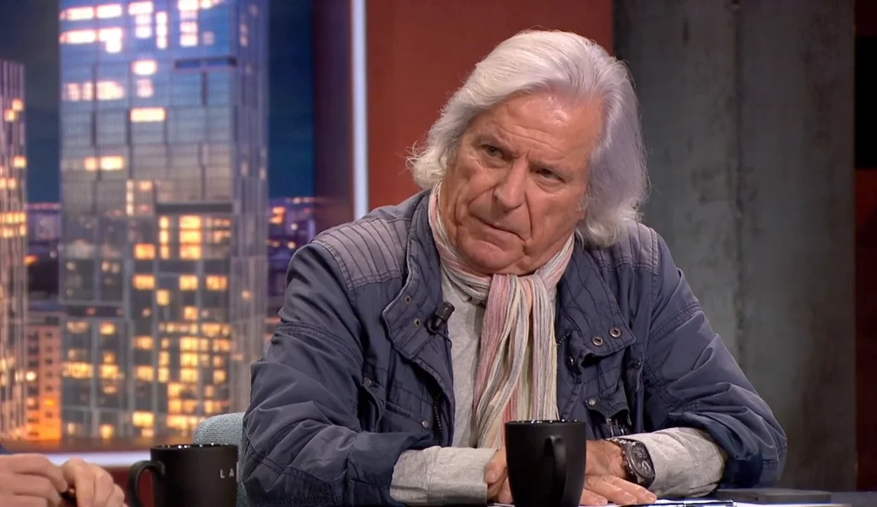 Javier Nart carga contra Sánchez por la vivienda: "Se ha despertado de la cama donde dormitaba"