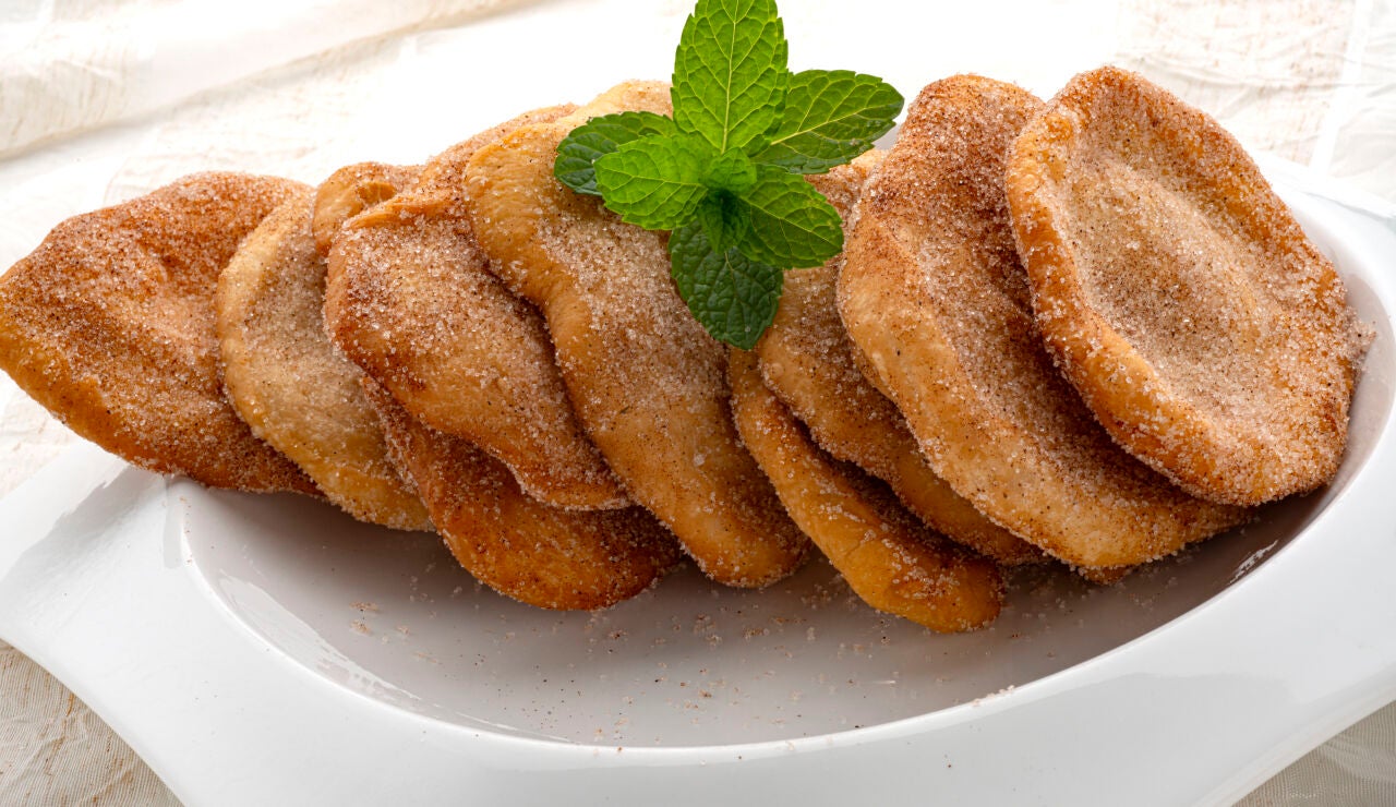 &ldquo;Queda riqu&iacute;simo&rdquo;: Tortas de az&uacute;car y canela de la abuela Lola