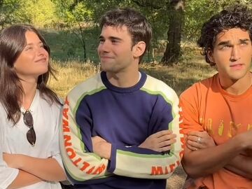 Nicole Wallace, Julio Pe&ntilde;a y Josh Heuston