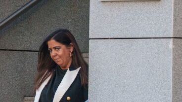 La jueza Biedma saliendo de la Audiencia Nacional