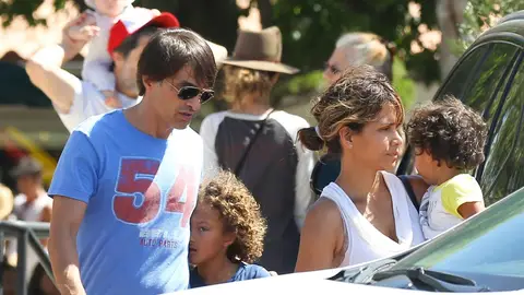 Halle Berry y Olivier Martinez con sus hijos Halle Berry y Olivier Martinez con sus hijos