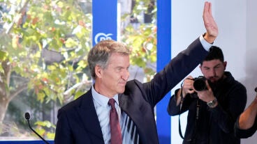 El l&iacute;der del PP, Alberto N&uacute;&ntilde;ez Feij&oacute;o, en la sede de G&eacute;nova