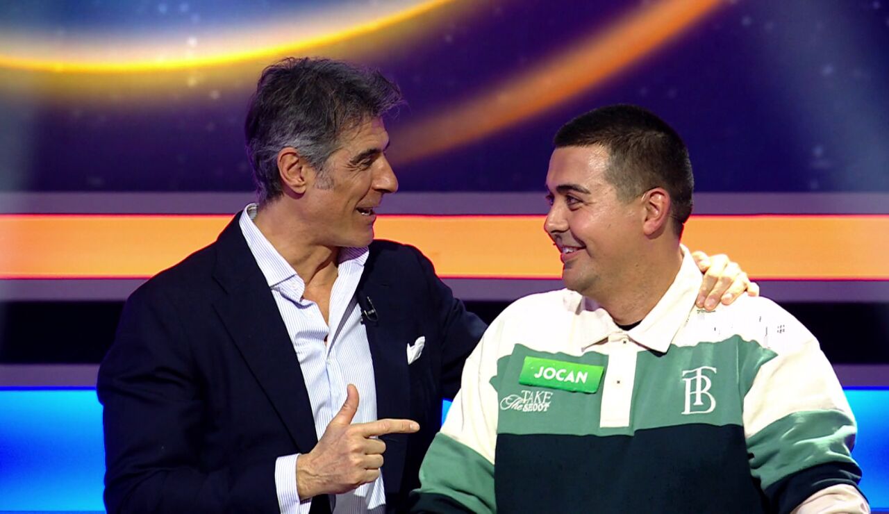 Jorge Fern&aacute;ndez y Jocan en La ruleta de la suerte noche